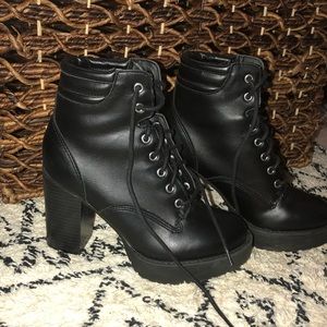 Madden girl platform heel combat boot